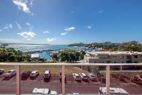 3 Bedroom Apartment Anchorage Unit 12 - Accommodation Rockhampton 1