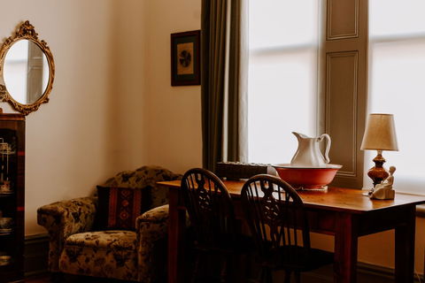 Hamilton House - Accommodation Rockhampton 1
