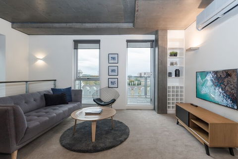 Luxury East Melbourne Apartment - Accommodation Rockhampton 7