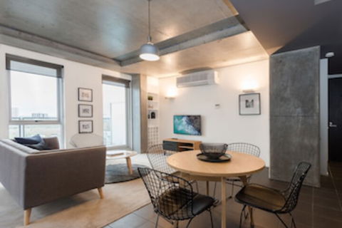 Luxury East Melbourne Apartment - Accommodation Rockhampton 0