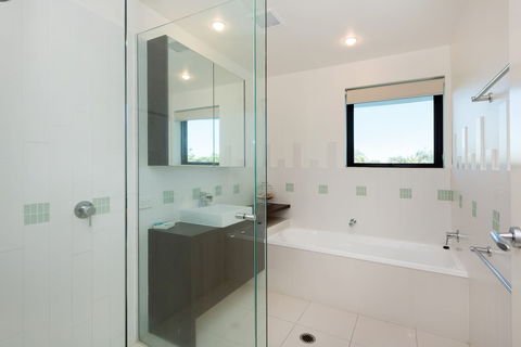 Peregian On The Beach - 5/31 Lorikeet Drive - Accommodation Rockhampton 2