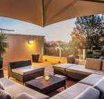 Contemporary  luxurious Little Cove - Accommodation Rockhampton