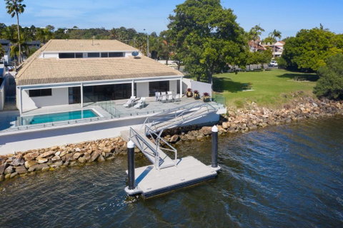 44 Noosa Parade - Accommodation Rockhampton 6