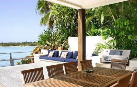 78 Noosa Parade - Accommodation Rockhampton 6