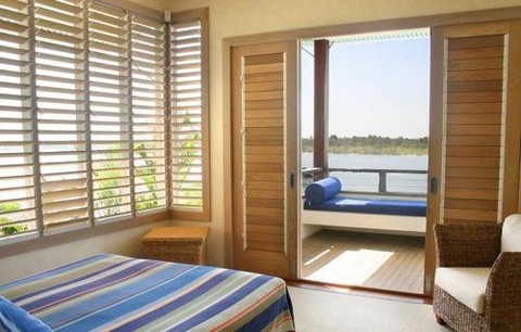 78 Noosa Parade - Accommodation Rockhampton 2
