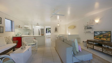 Tea Trees - Accommodation Rockhampton 0