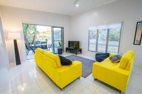Ashanti - Accommodation Rockhampton 2