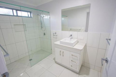 Ashanti - Accommodation Rockhampton 0