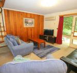 Cedar Holiday Units Apartment 2 - Accommodation Rockhampton