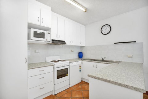 Noosa Views - Accommodation Rockhampton 3