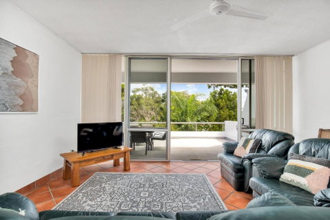 Noosa Views - Accommodation Rockhampton 5