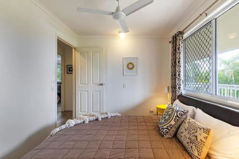 Noosa Home - Accommodation Rockhampton 6