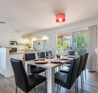 Noosa Home - Accommodation Rockhampton