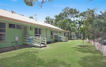 Orchid Beach Apartments - Accommodation Rockhampton 5
