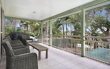 Orchid Beach Apartments - Accommodation Rockhampton 4