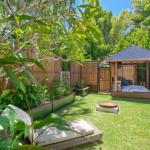 Stylish Luxury Home To Fit The Whole Family - Accommodation Rockhampton 0