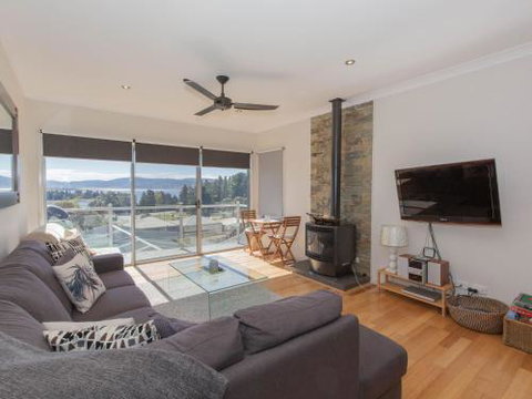 Aspect 2 / 8a Poly Cow Lane - Accommodation Rockhampton 5