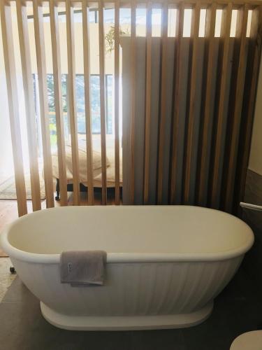 Brightwater Retreat - Accommodation Rockhampton 1