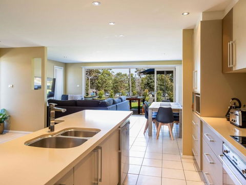 HARBOUR LIGHTS Ulladulla - Accommodation Rockhampton 6
