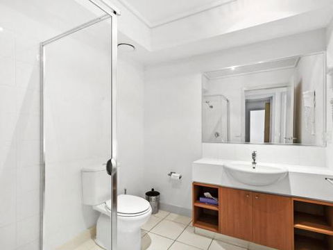 APARTMENT 12 PACIFIC APARTMENTS Across From The Pier - Accommodation Rockhampton 3