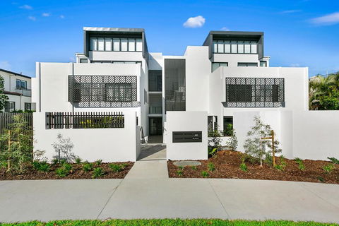 Indulge At Indigo Sunshine Beach - Accommodation Rockhampton 1