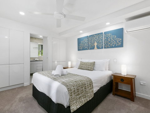 Breathtaking Views Across Noosa Unit 1 Taralla 18 Edgar Bennett Avenue - Accommodation Rockhampton 5