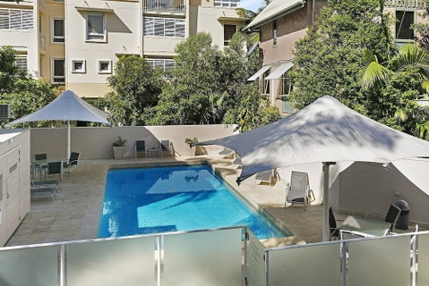 Beach House On Hastings Beach Houses 22 Hastings St - Accommodation Rockhampton 0
