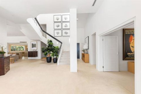 42 Noosa Parade - Accommodation Rockhampton 6