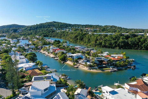 Space & Seclusion On The Water Noosa Heads - Accommodation Rockhampton 5