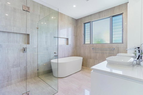 Space & Seclusion On The Water Noosa Heads - Accommodation Rockhampton 6