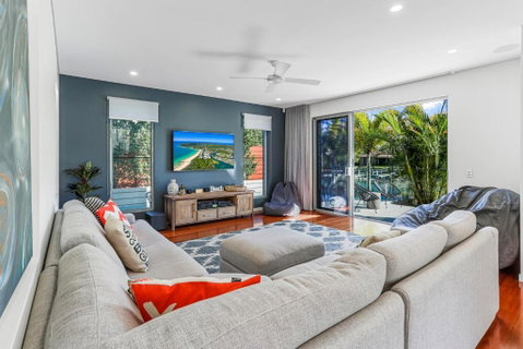 Space & Seclusion On The Water Noosa Heads - Accommodation Rockhampton 3