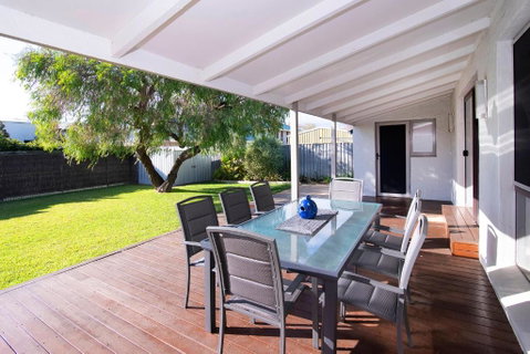 GIFFORD HOUSE - Accommodation Rockhampton 6