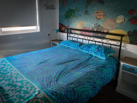 CDC 625 Beach House - Accommodation Rockhampton 3