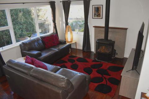 NEW Winston Cottage Leura Views & Location - Accommodation Rockhampton 2