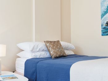Whitesands Unit 213 Shoal Bay Road - Accommodation Rockhampton 6