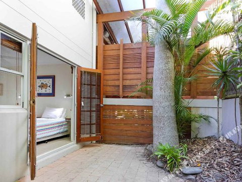 R & W Noosa Holidays 2 25 Allambi Rise - Accommodation Rockhampton 6