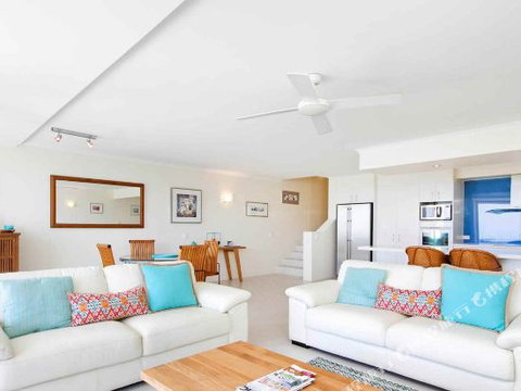 R & W Noosa Holidays 2 25 Allambi Rise - Accommodation Rockhampton 5