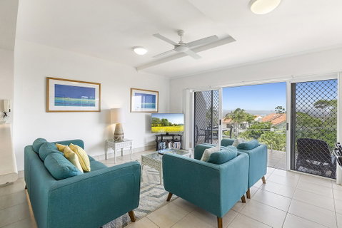 Stylish Apartment With Stunning Views Unit 7 Taralla 16 18 Edgar Bennett Avenue Noosa Heads - Accommodation Rockhampton 6