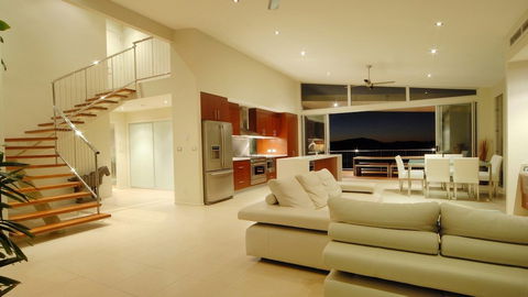 Whitsunday Views - Accommodation Rockhampton 6