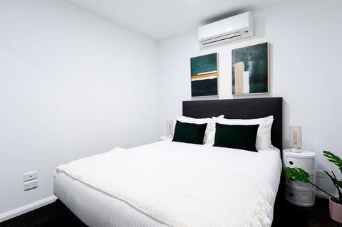 CARLISLE Bright Townhouse In Great Location - Accommodation Rockhampton 3