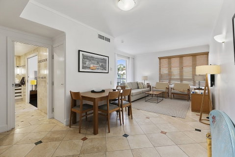 Perfect Location In Hastings Street Unit 134 Laguna On Hastings 32 Hastings Street - Accommodation Rockhampton 4