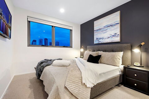 NEO Apartments Holidays Gold Coast - Accommodation Rockhampton 6