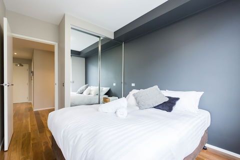 SANDRA, 1BDR Carlton Apartment - Accommodation Rockhampton 3