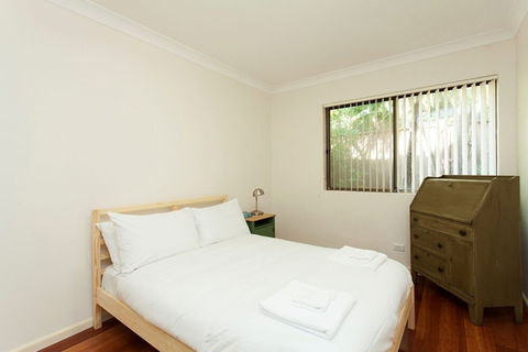 The Apartment Service RAND2 - Accommodation Rockhampton 0