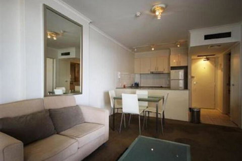 Savoy - Accommodation Rockhampton 2