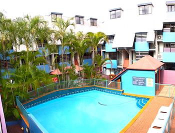 Bonapartes Serviced Apartments - Accommodation Rockhampton 2