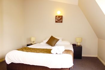 Bonapartes Serviced Apartments - Accommodation Rockhampton 3