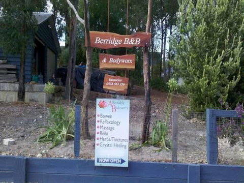 Berridge Retreat - Accommodation Rockhampton 0
