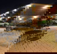 Barclay On View - Accommodation Rockhampton