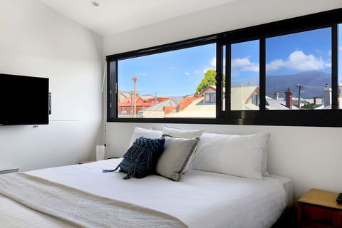 Sullivans Cove Apartments - Accommodation Rockhampton 2